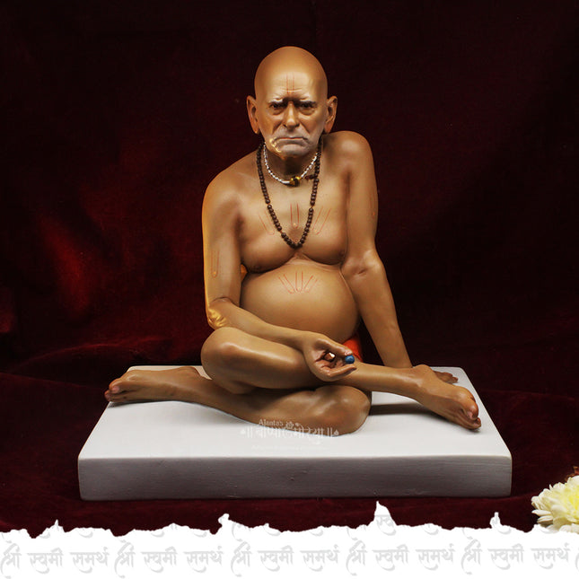 Shri Swami Samarth Akkalkotnivas Rajadhiraj Yogiraj Jagadguru Brahmandnayak Divya Avatar Murti (9 inches )