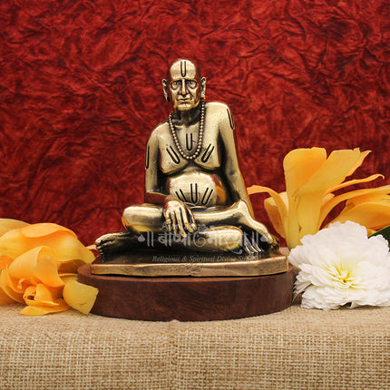 Brass Akkalkot  ब्रह्मांडनायक श्री स्वामी समर्थ महाराज Swami Samarth Maharaj Idol - 4 Inch | Swamy Samarth Maharaj | Akkalkot Maharaj | Akkalkot Swamy  - Religious Statue for Pooja, Home Decor