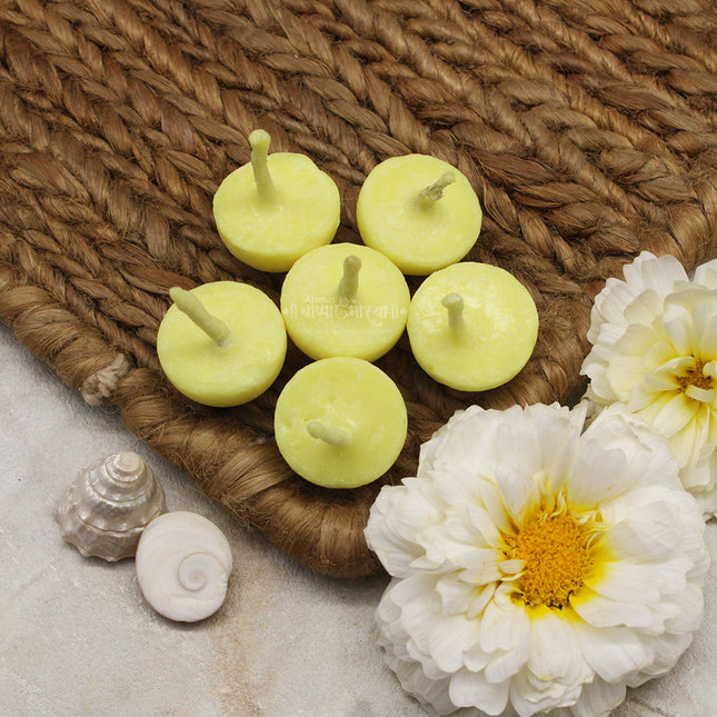 तूप वाती पवित्र ज्योत शुद्ध देशी गायीच्या तुपाच्या वाती मेणविरहित, दररोजच्या पूजेसाठी, आरतीसाठी आणि देवघरासाठी वापरण्यास सोप्या, सण आणि मंदिरातील विधींसाठी (प्रत्येक पॅकमध्ये 60 वाती)